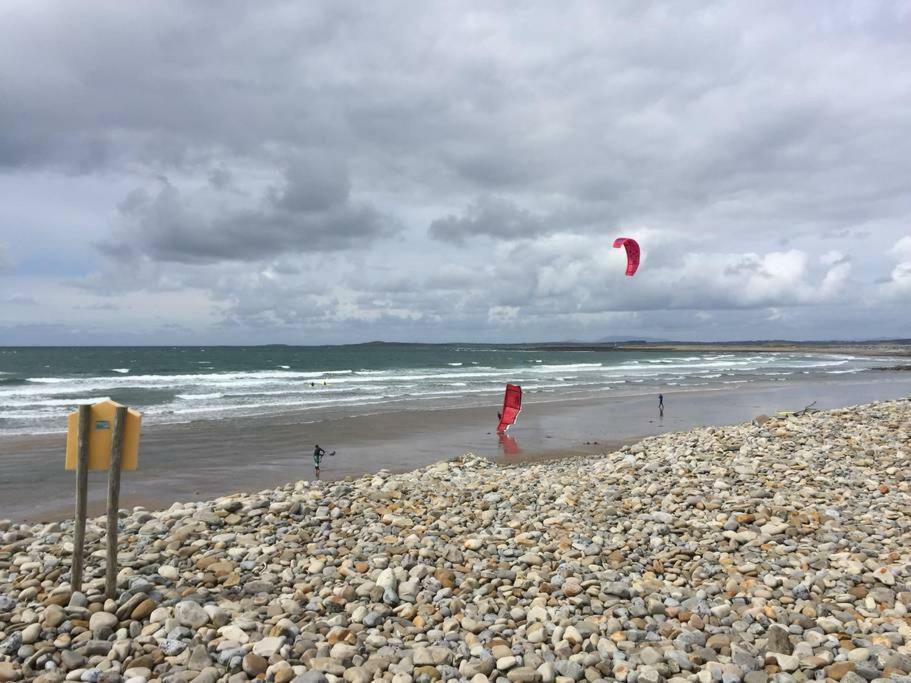 Strandhill Home, One Minute From The Beach And Pubs Bagian luar foto