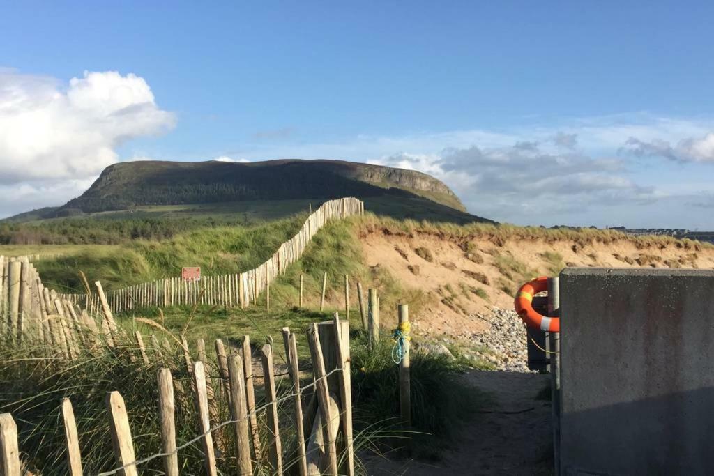 Strandhill Home, One Minute From The Beach And Pubs Bagian luar foto