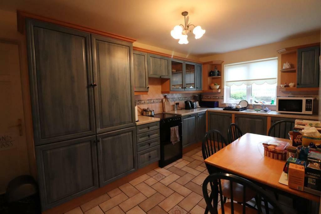 Strandhill Home, One Minute From The Beach And Pubs Bagian luar foto